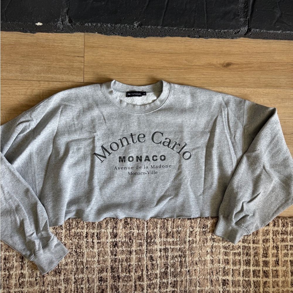 PrettyLittleThing Gray Crew Neck Sweater